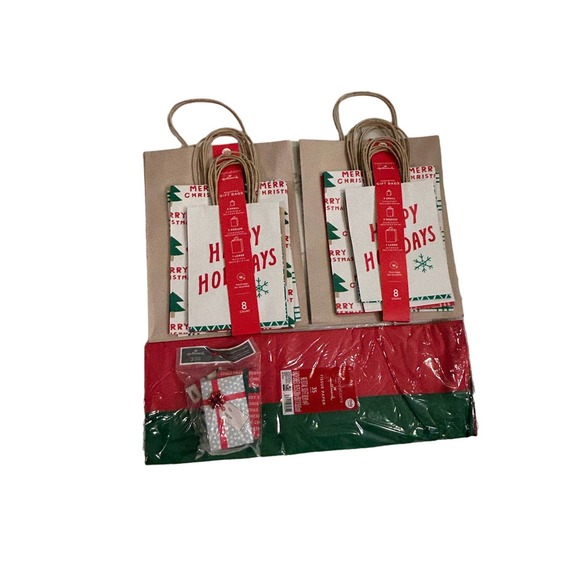 Bundle of Christmas bags and small box assorted sizes - Picture 8 of 9